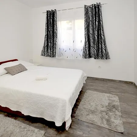 Manja Appartement *